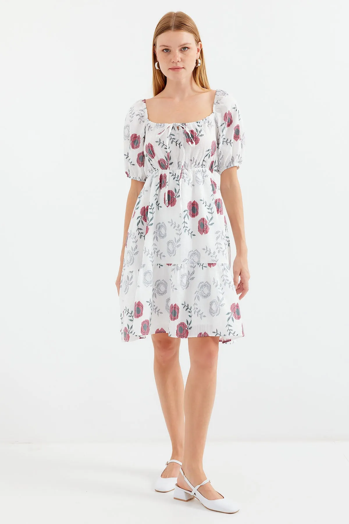 2508 desenli mini kloş elbise