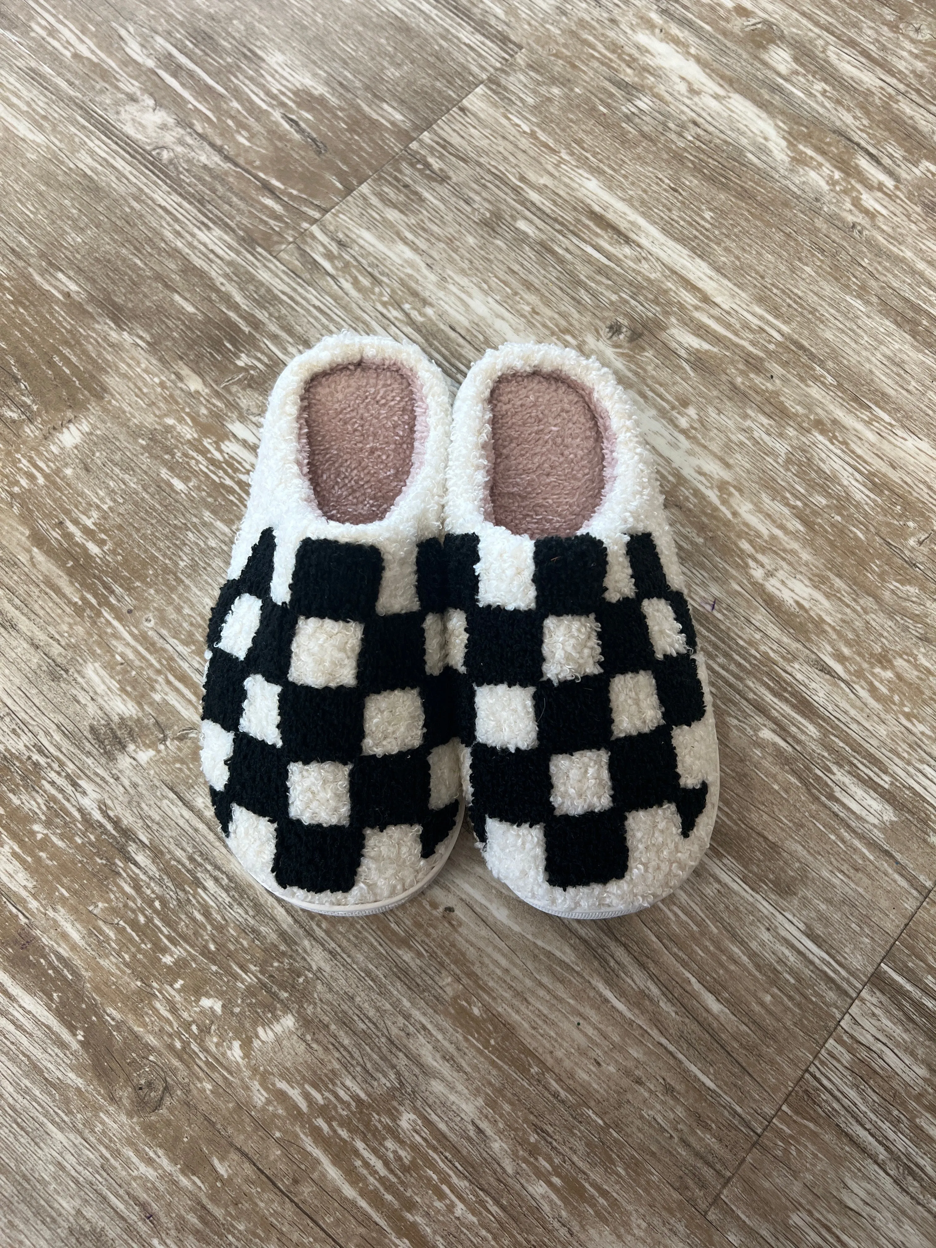 Black Checkered Slippers