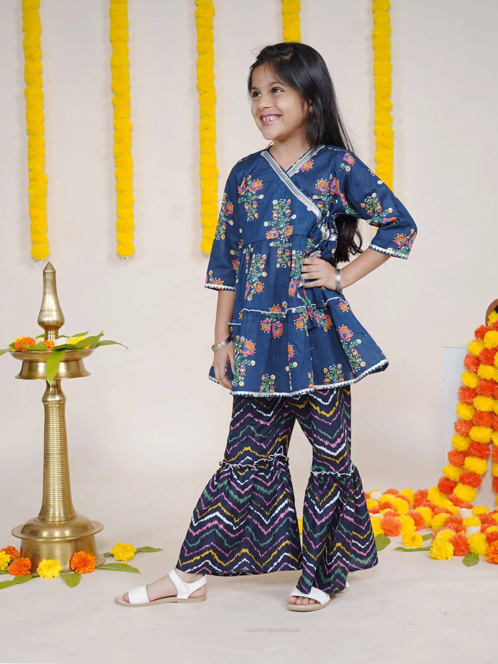 Girls 3/4th Sleeves Floral Printed Kurta With Geometric Printed Sharara
