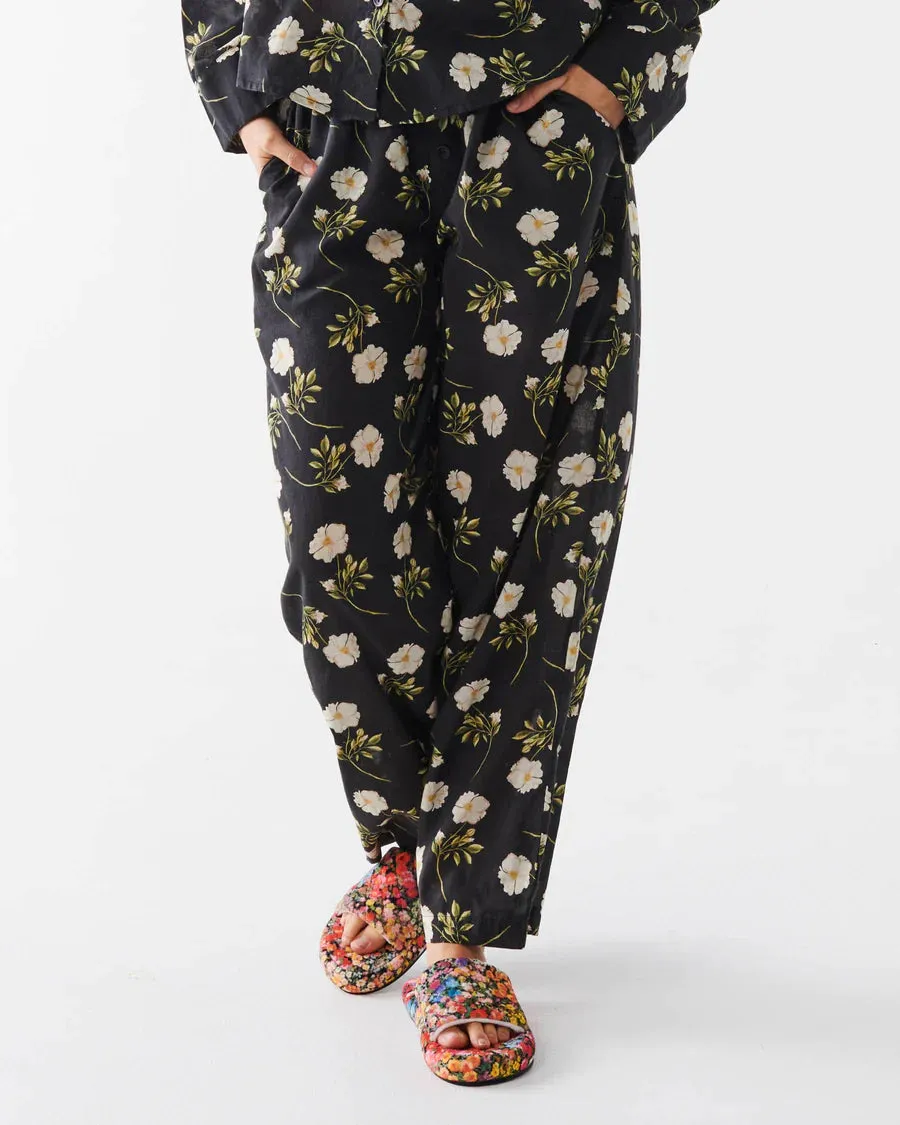 Kip & Co - Quilted Velvet Adult Slipper (Forever Floral Black)