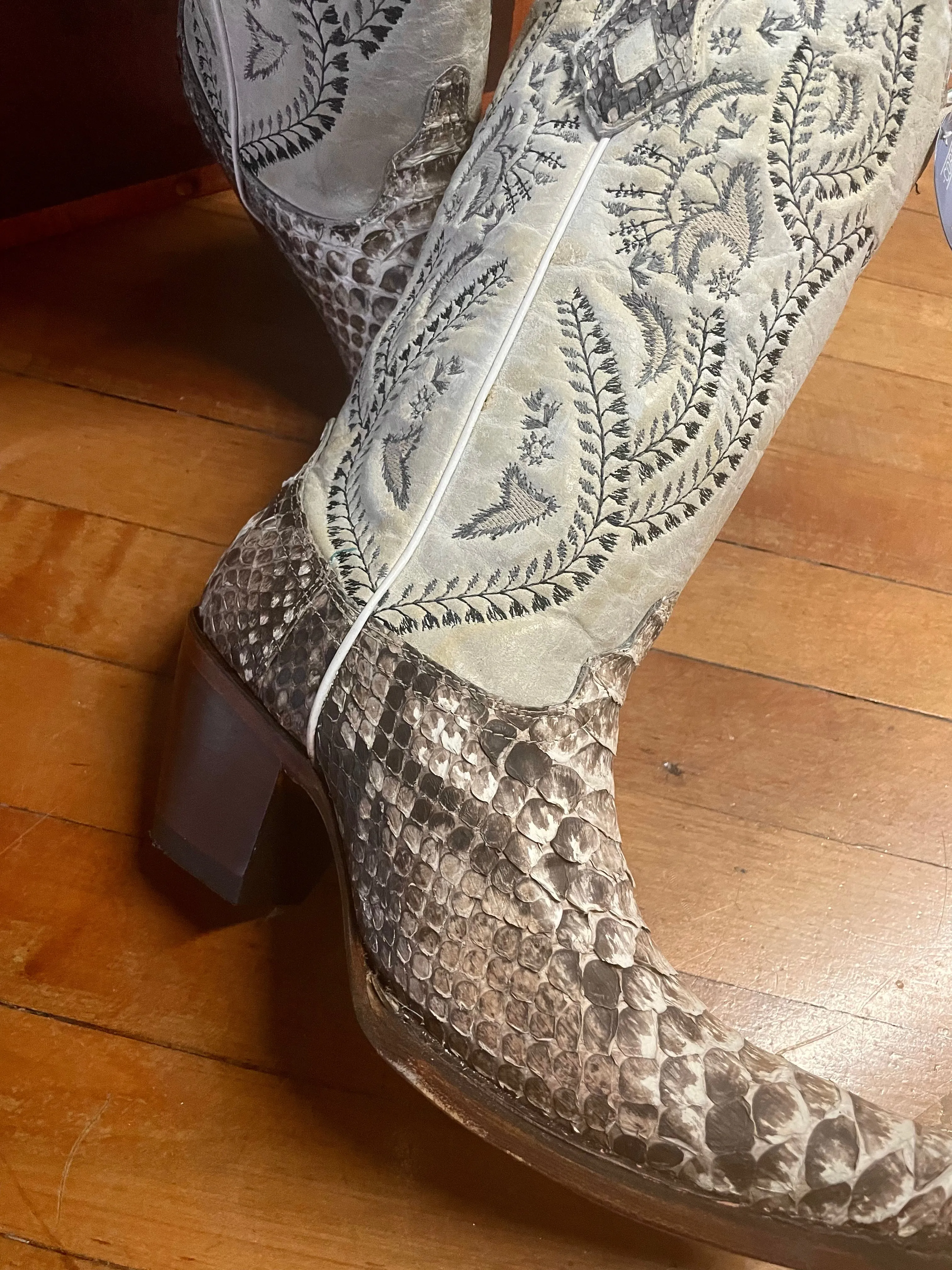 Nattie Natural Embroidered Women's Boots