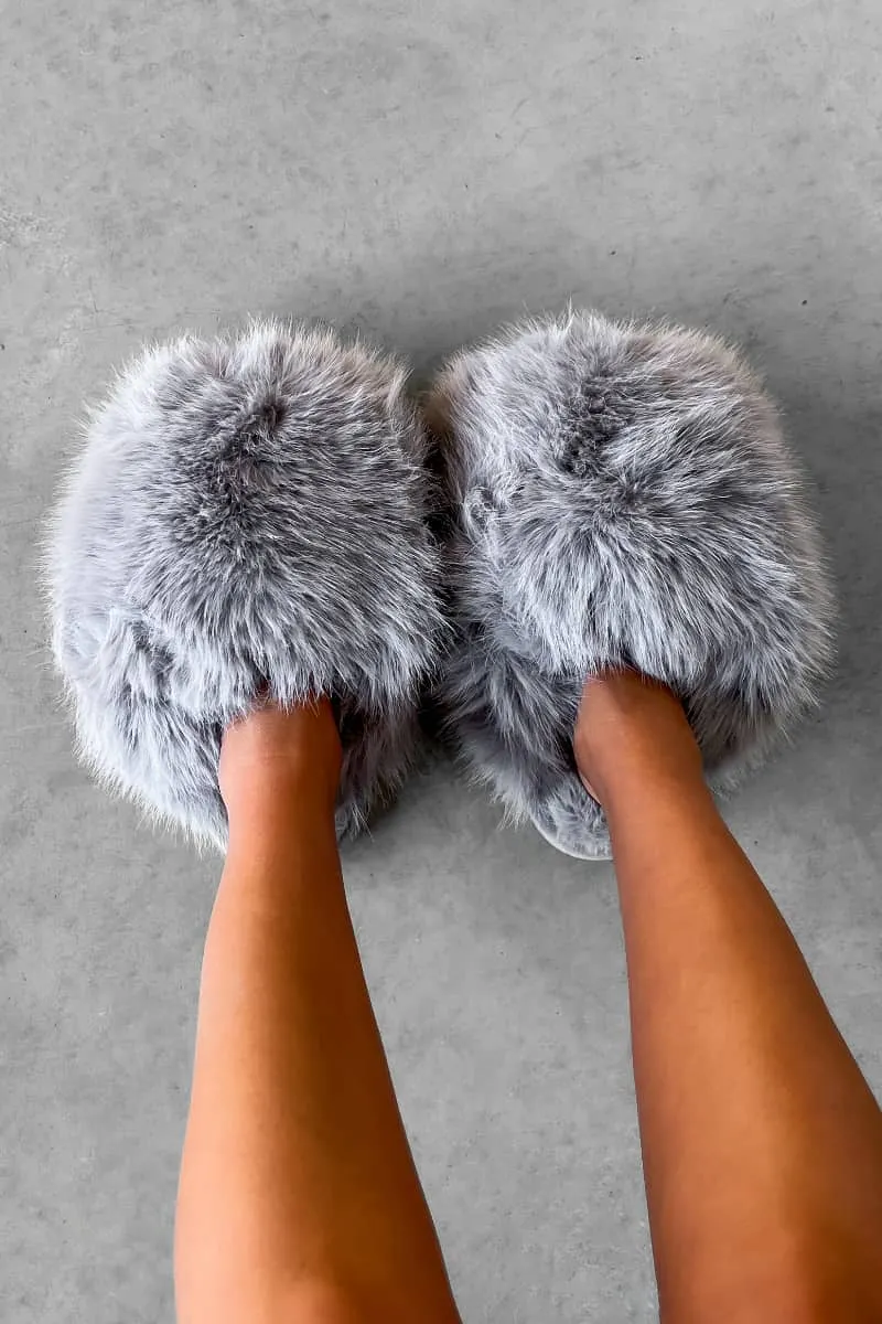 POLLY Faux Fur Oversized Slippers - Grey