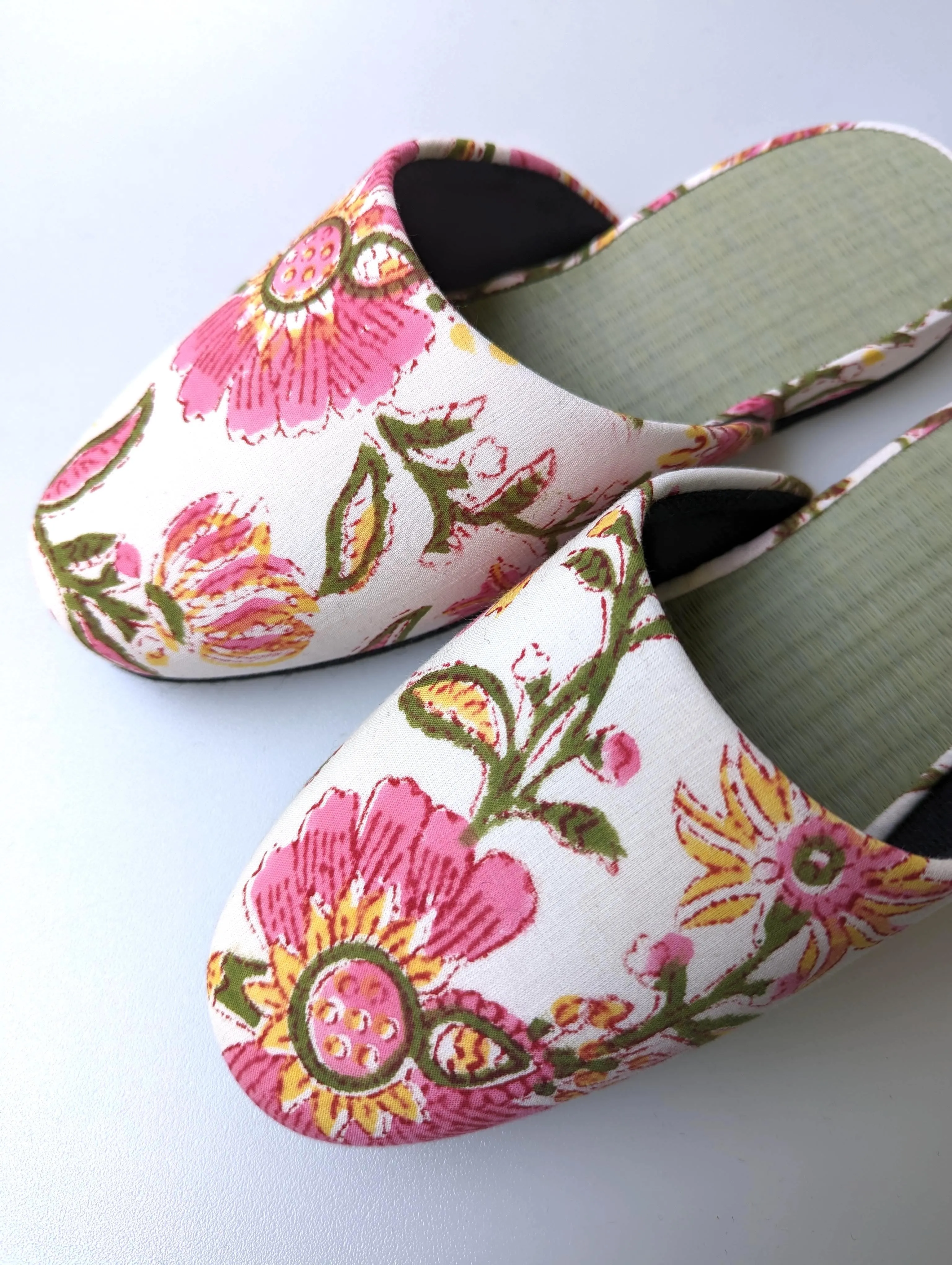 [Small] Tatami Block Printing Flowers Slippers 2023S-B