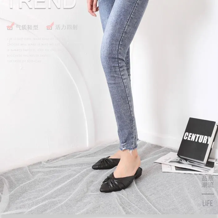 Women pointed toe summer 
fashion flat slide sandals