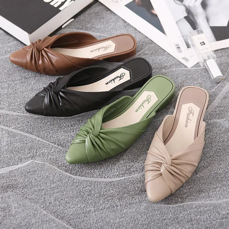 Women pointed toe summer 
fashion flat slide sandals