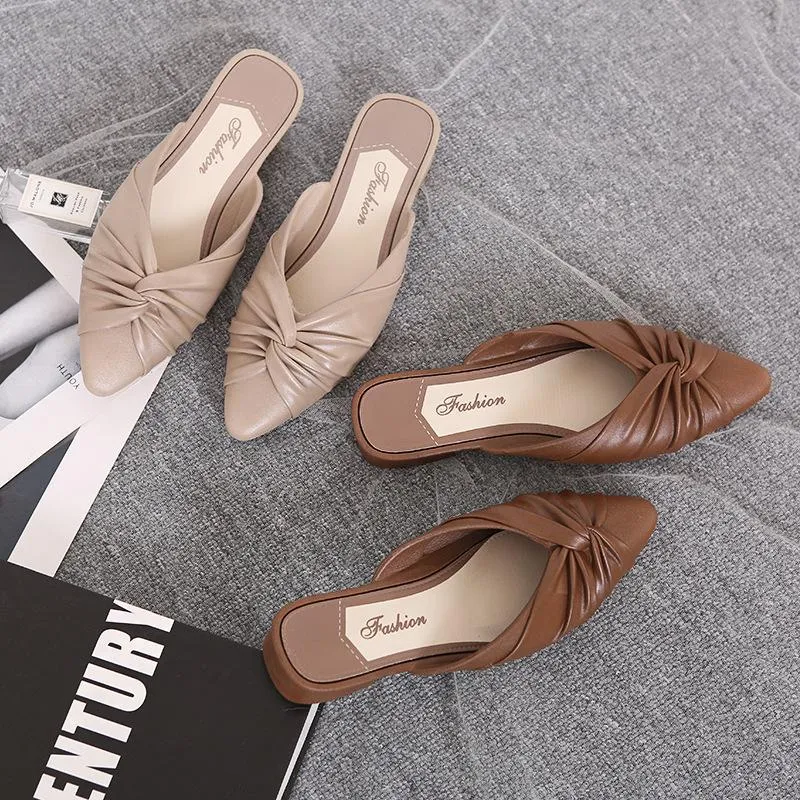 Women pointed toe summer 
fashion flat slide sandals